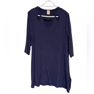 Women’s Tunic-Style Top (size L/XL) made by Orange Fashion Village